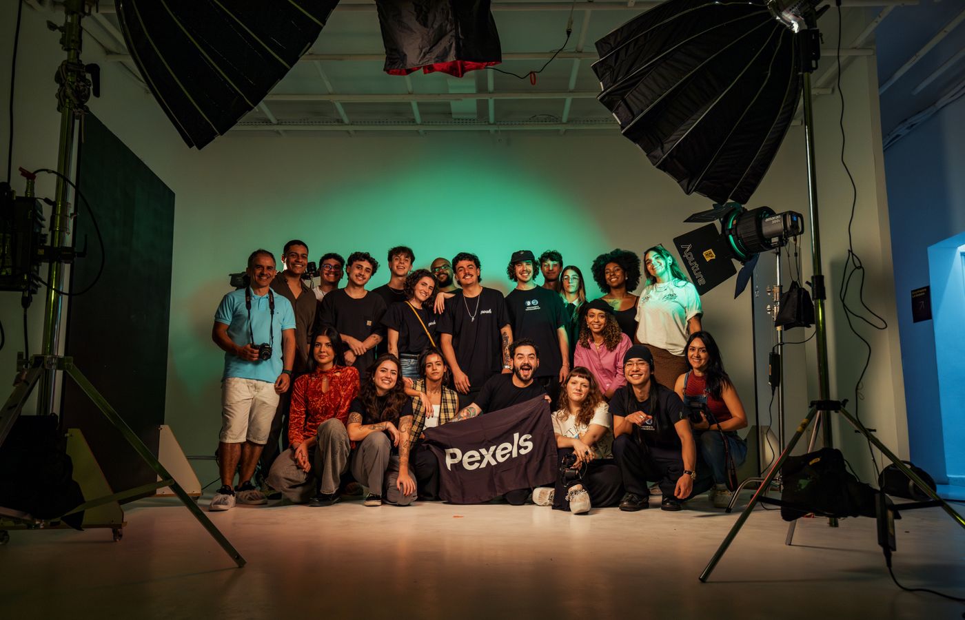 Equipe da Lint Agência reunida para planejamento de Marketing Digital em Pelotas